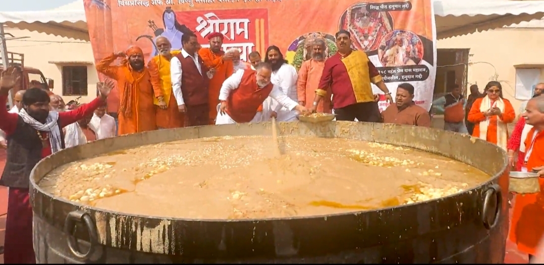 WORLD’S LARGEST SHRI RAM BHOG HALWA